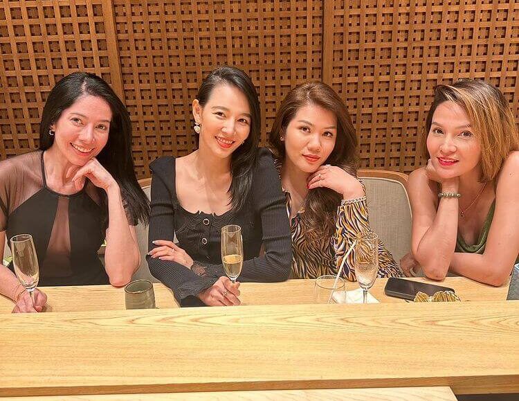 Filipino Dating Online: Meet the Sweetest Women from the Philippines