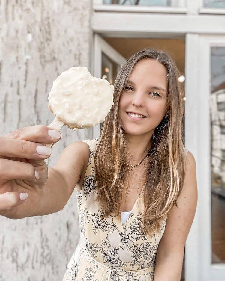 Women Seeking Men in Santa Clarita: Search Your Santa Clarita Singles