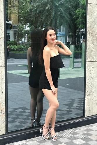 Darkrosebabe Profile image 2