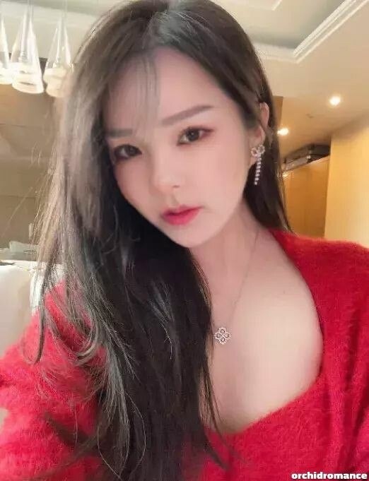 Feng, 25