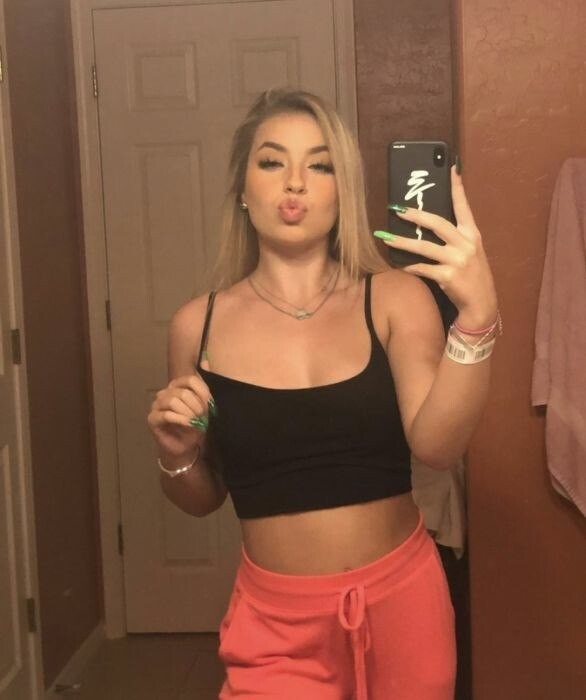 Vailynn Profile image 3