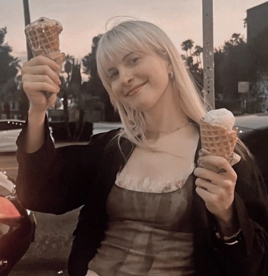 Shery K. Profile image 1