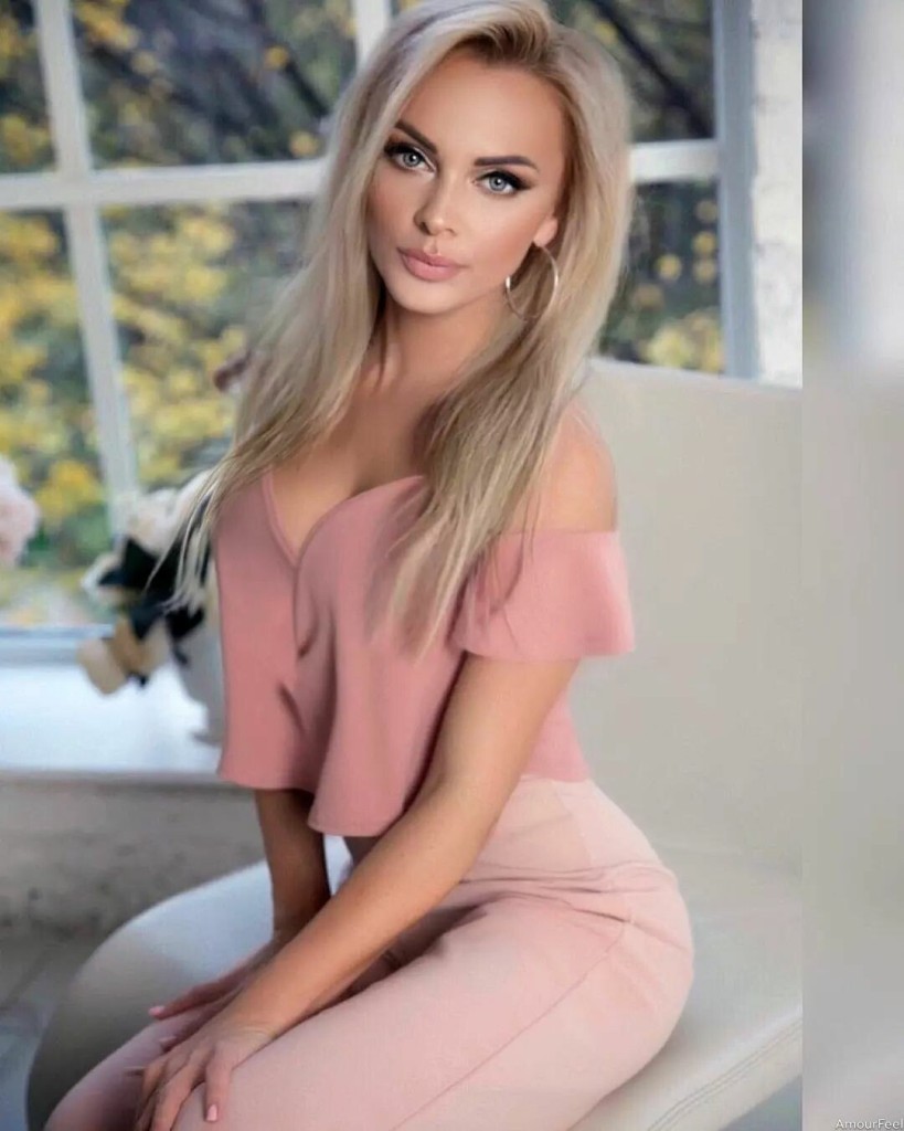 Yuliia Profile image 6
