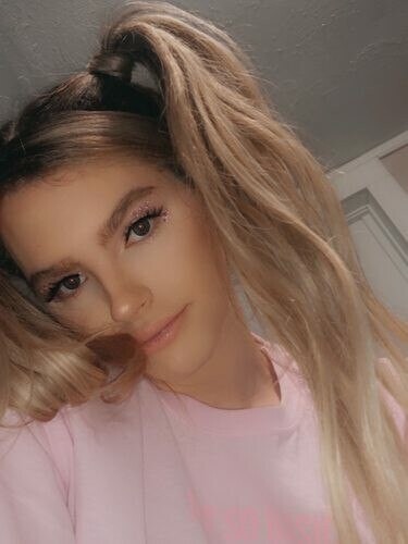 skinnyangel97 Profile image 1