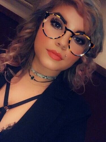 MrsIvyRey Profile image 3