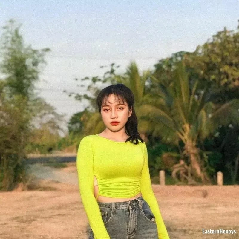 Sarocha Profile image 5