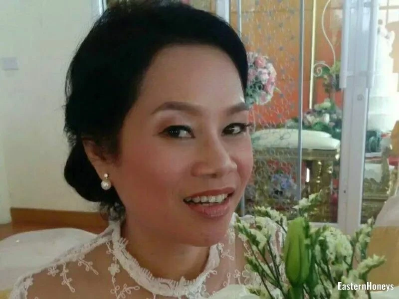 Thanunchanok, 53