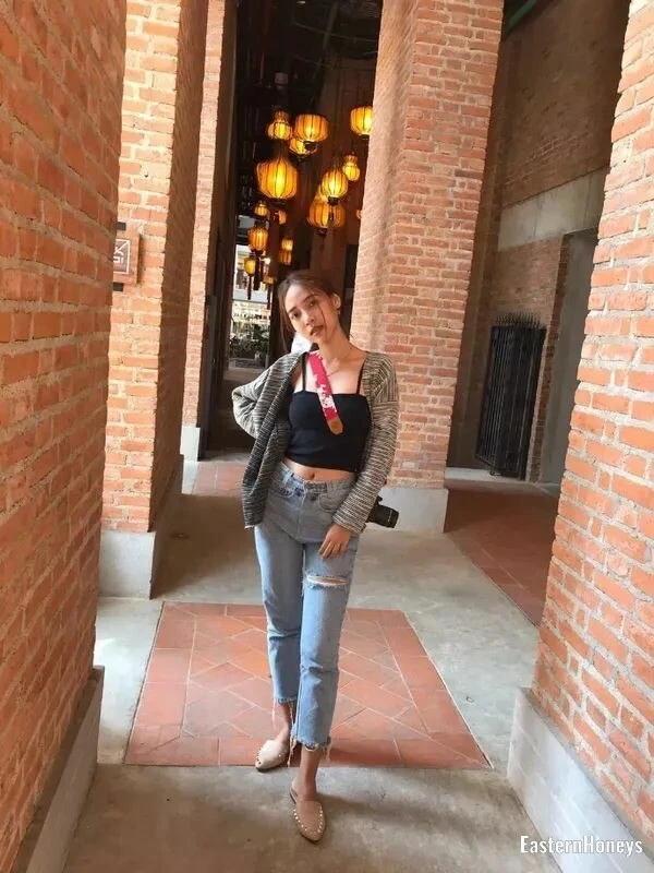 Kodchaphon, 23