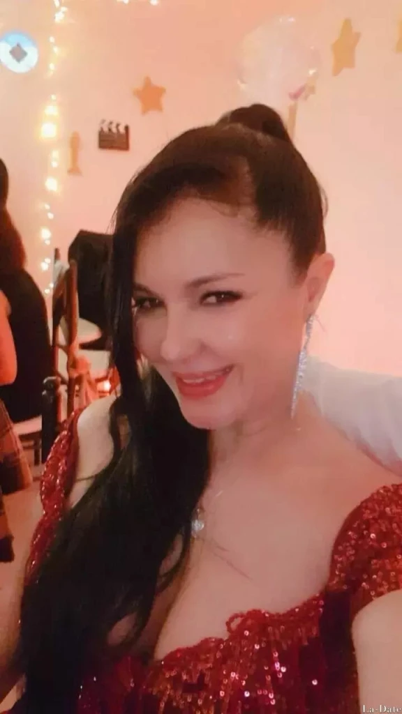 Maira Profile image 6