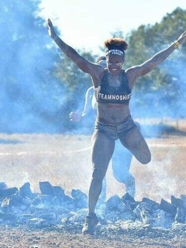 Lisaaaa Profile image 1