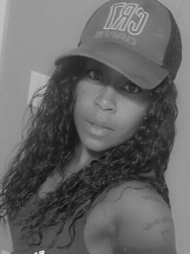 Lisaaaa Profile image 2