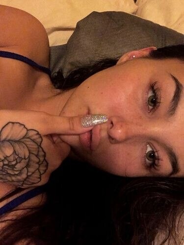 honeykinss Profile image 2