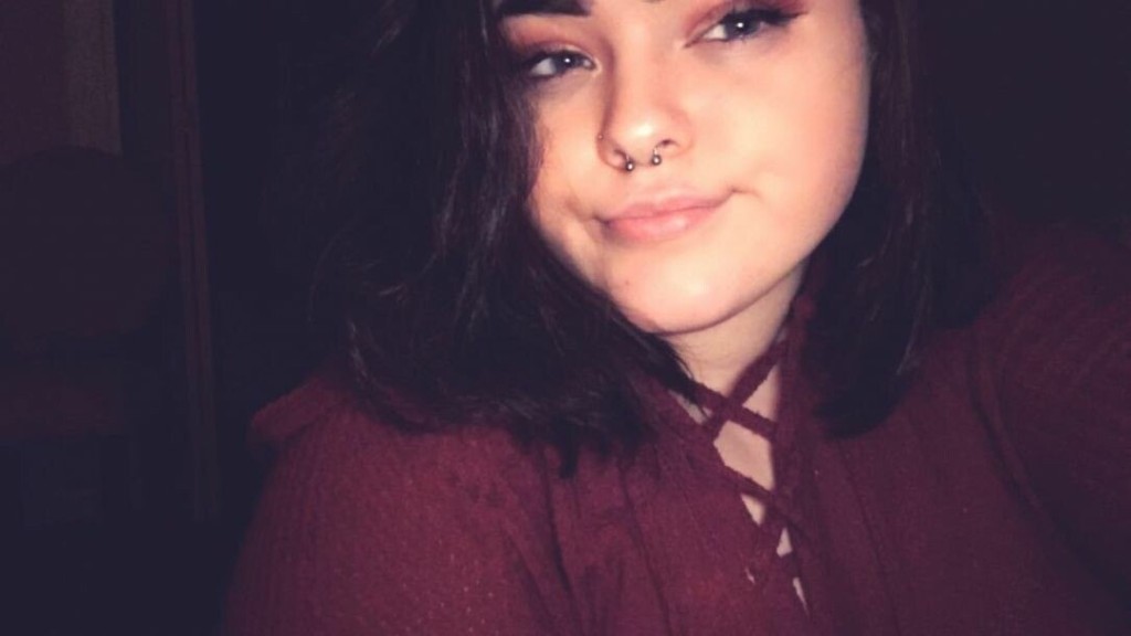 scarmella19 Profile image 6