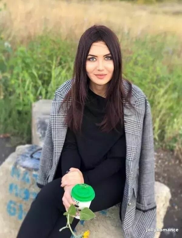 Vladlena Profile image 3