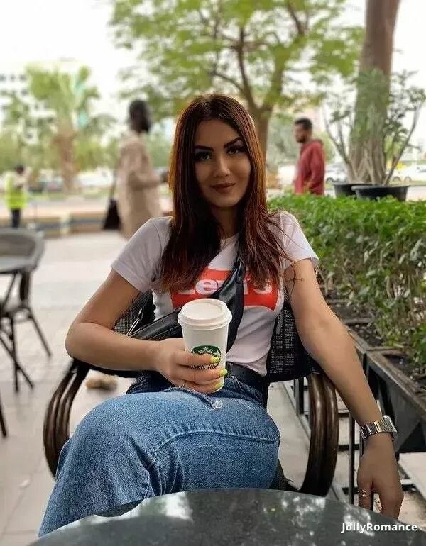 Vladlena Profile image 5