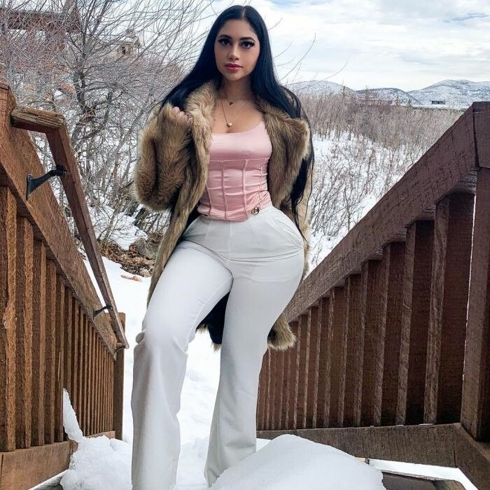 Becca3839 Profile image 1